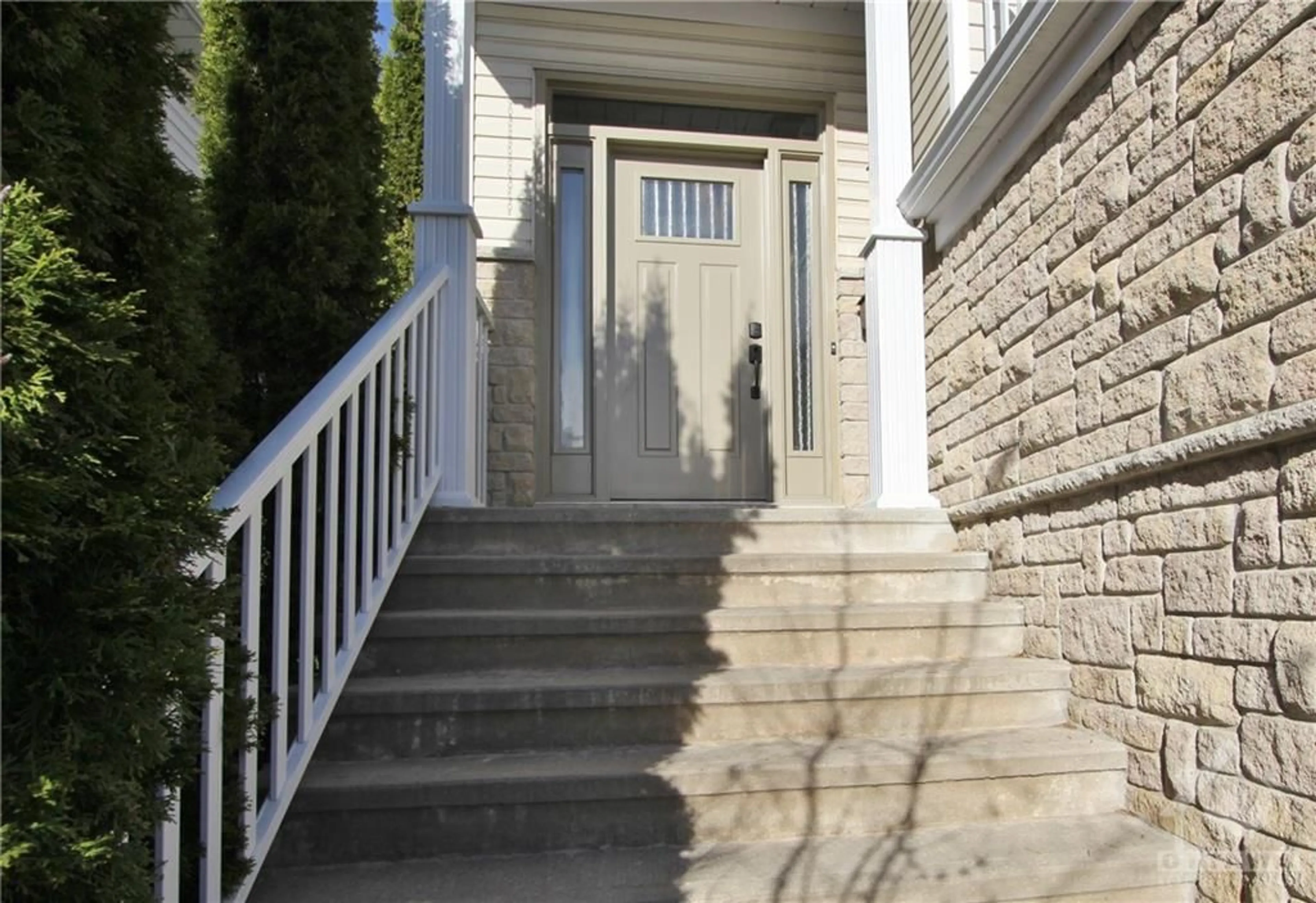 Stairs for 60 CALAVERAS Ave, Ottawa Ontario K2J 4Z4