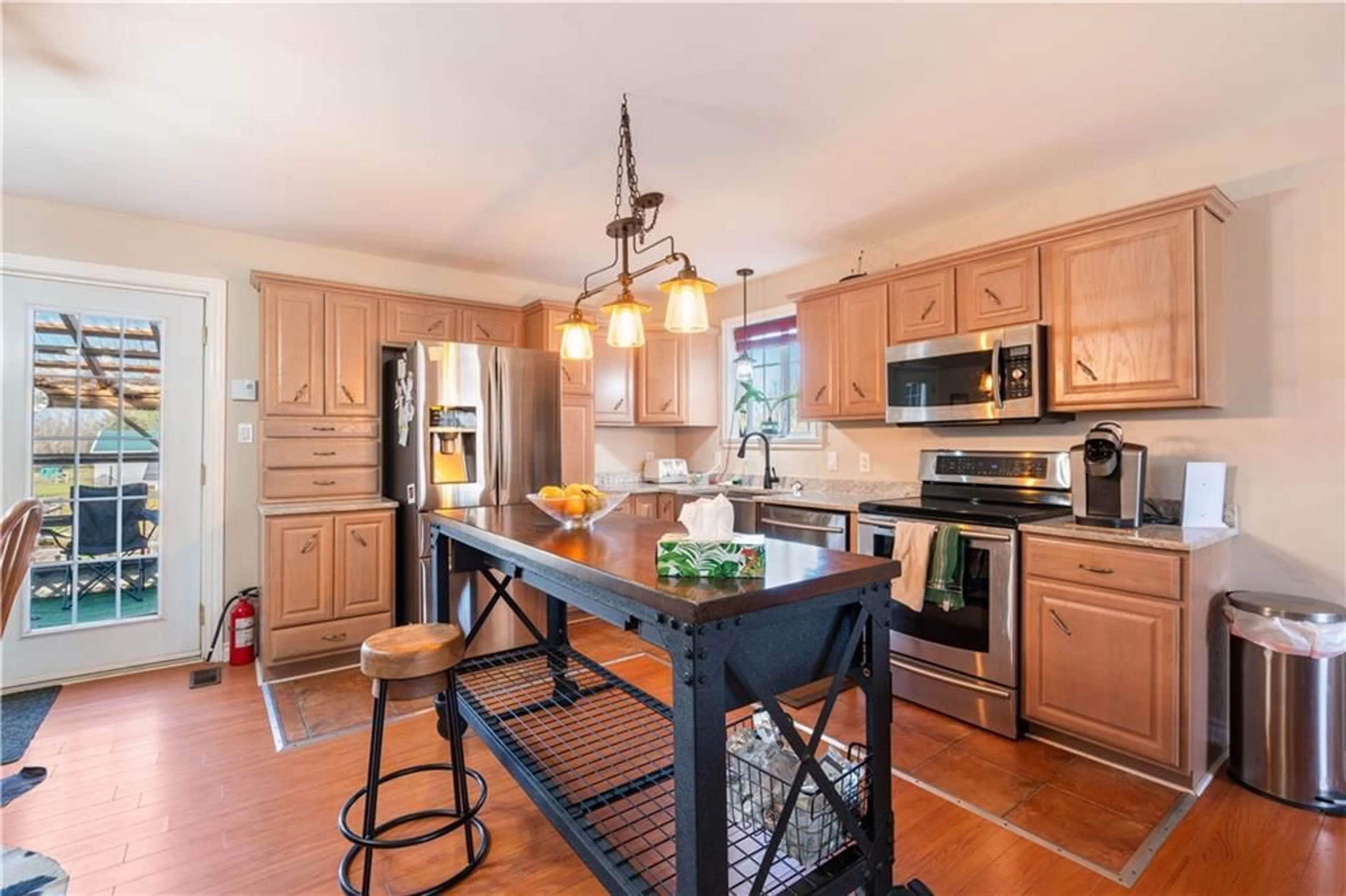 Open concept kitchen for 19855 MAPLE Rd, Williamstown Ontario K0C 2J0