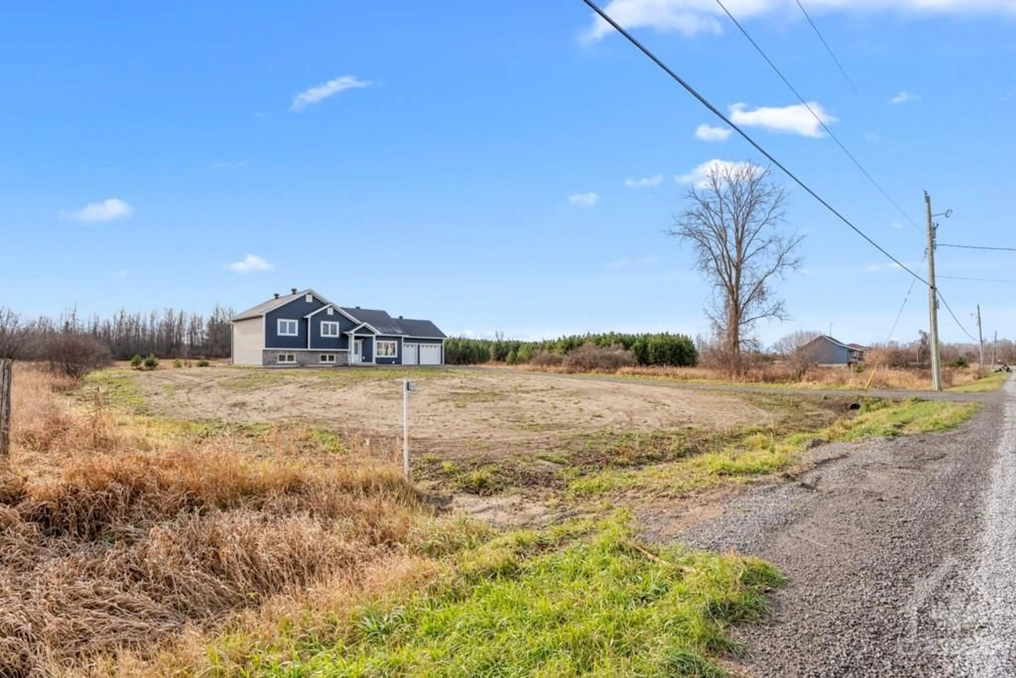 Frontside or backside of a home, cottage for 10076 NATION RIVER Rd, South Mountain Ontario K0E 1W0