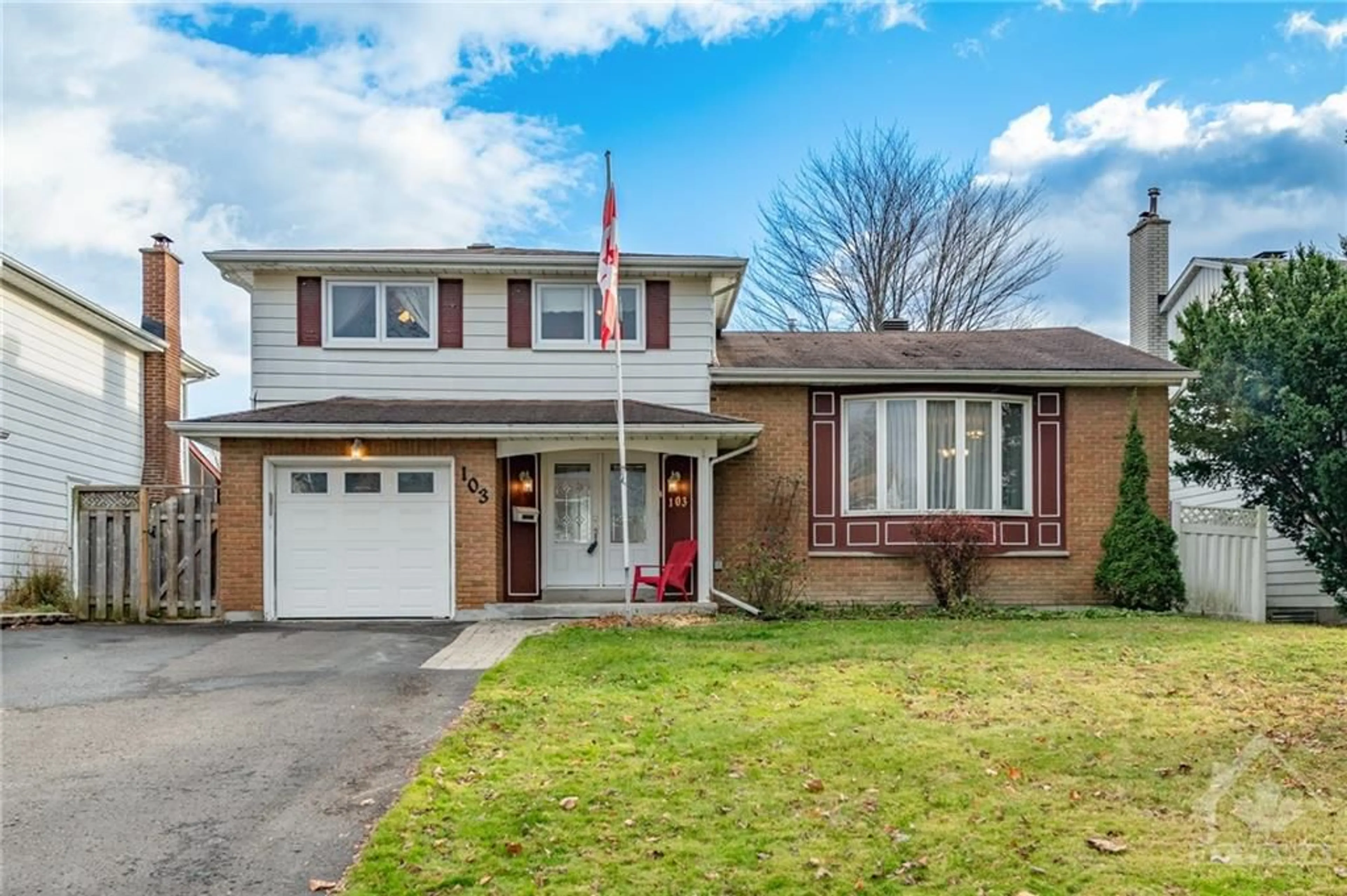 Home with brick exterior material for 103 WESTPARK Dr, Ottawa Ontario K1B 3G4