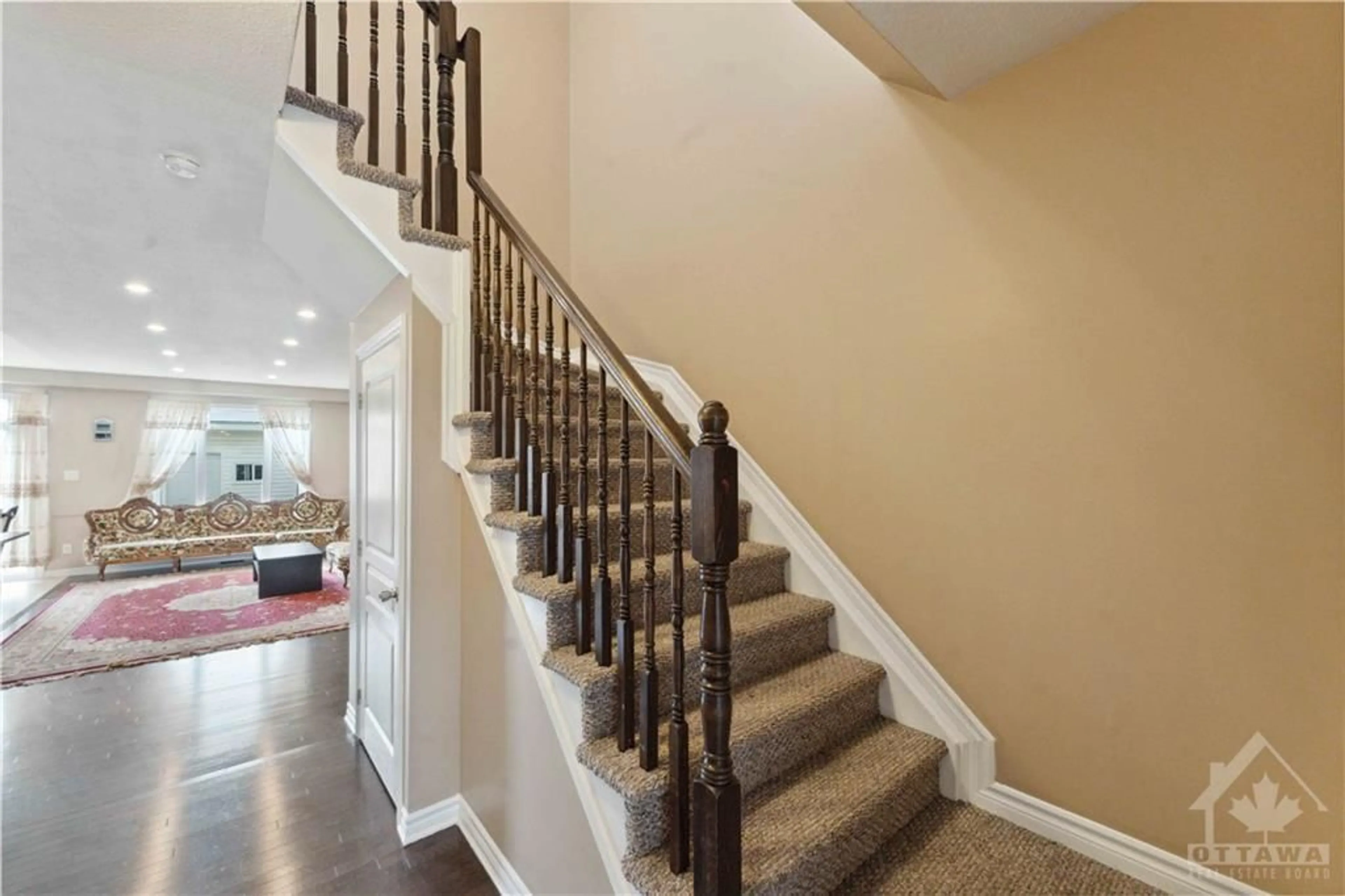 Stairs for 539 VIA MATTINO Way, Ottawa Ontario K2J 6B7