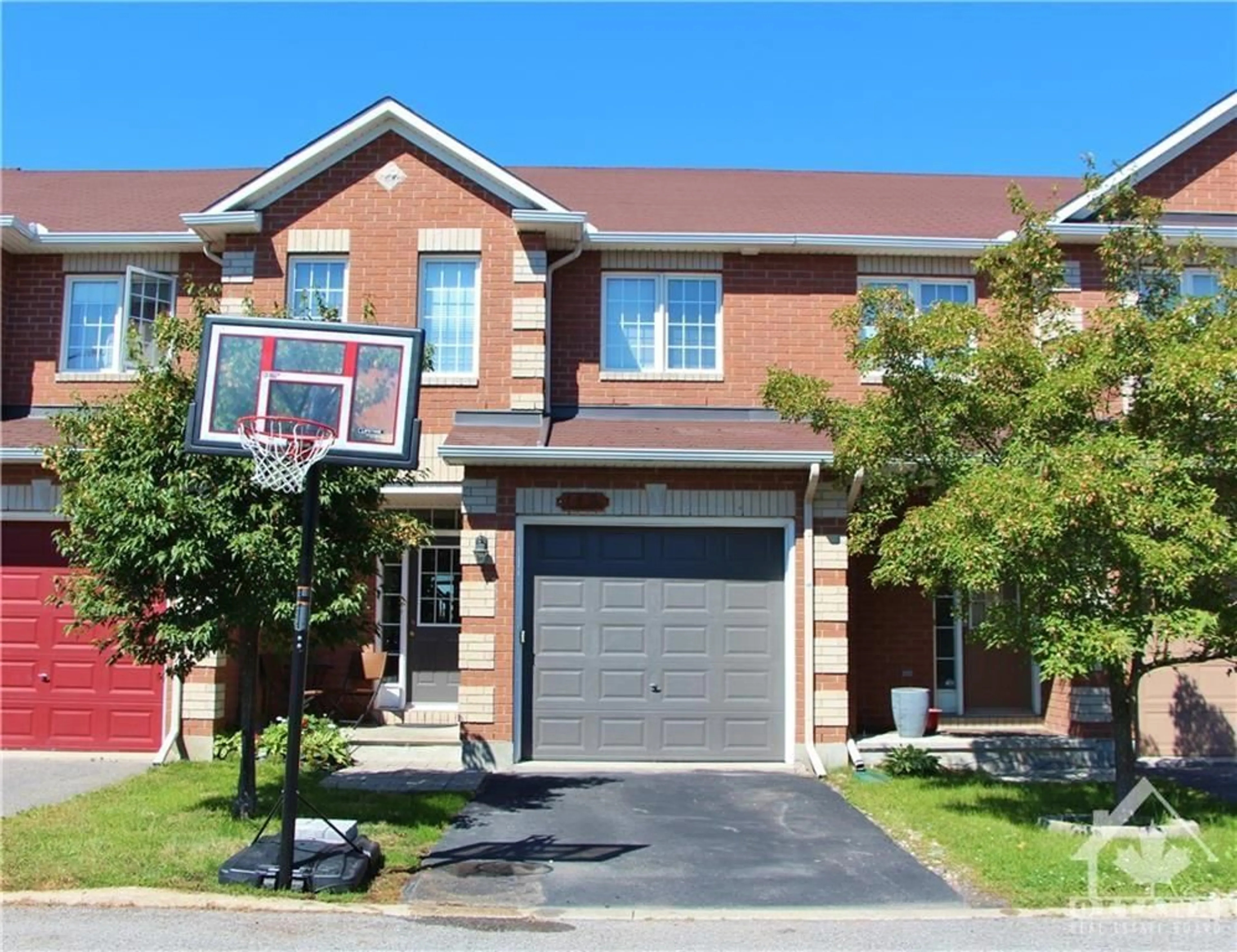 A pic from exterior of the house or condo, the street view for 115 DESTINY Pvt, Ottawa Ontario K4A 0K6