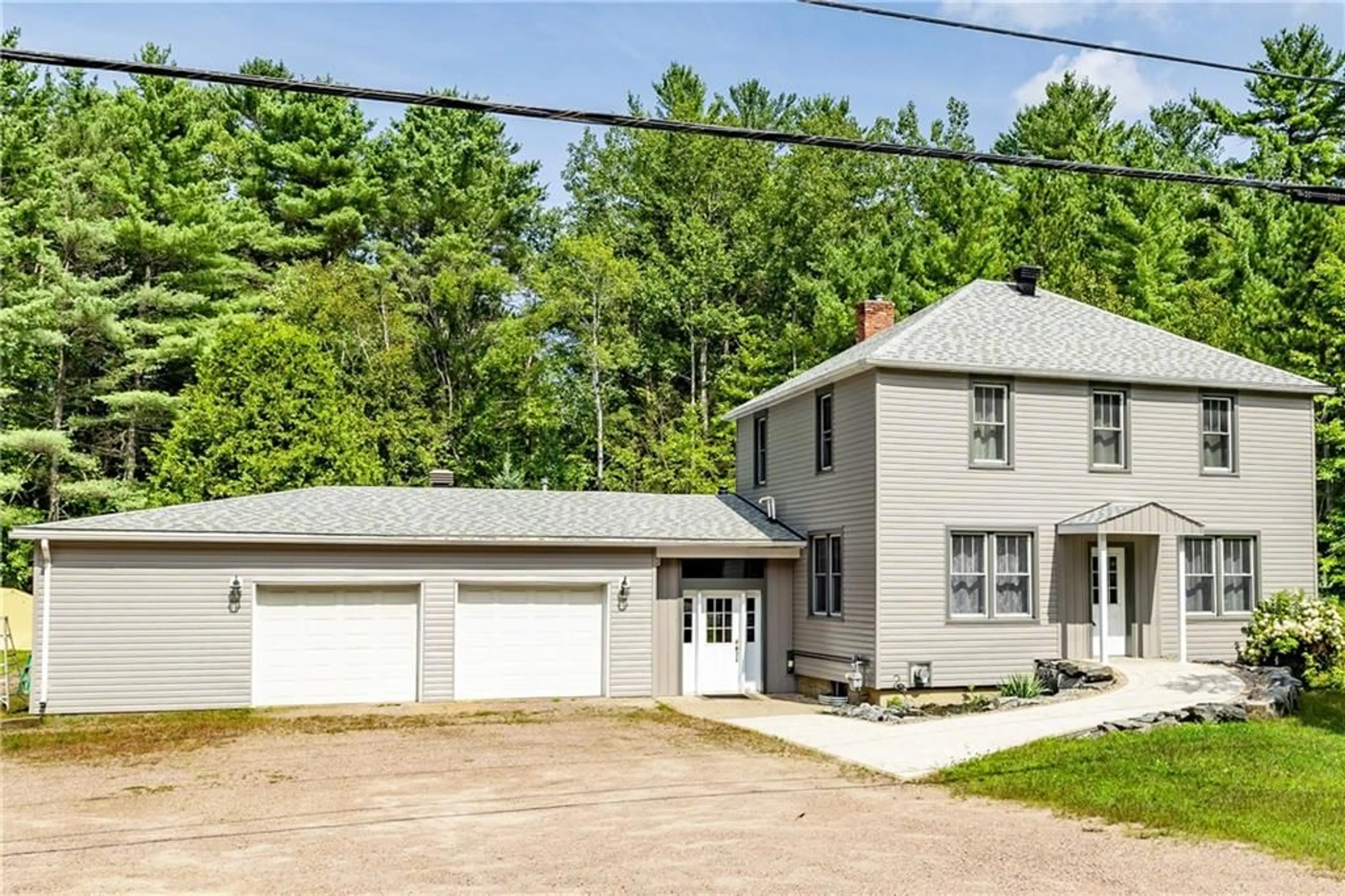 Frontside or backside of a home, cottage for 32750 HIGHWAY 17 Hwy, Deep River Ontario K0J 1P0