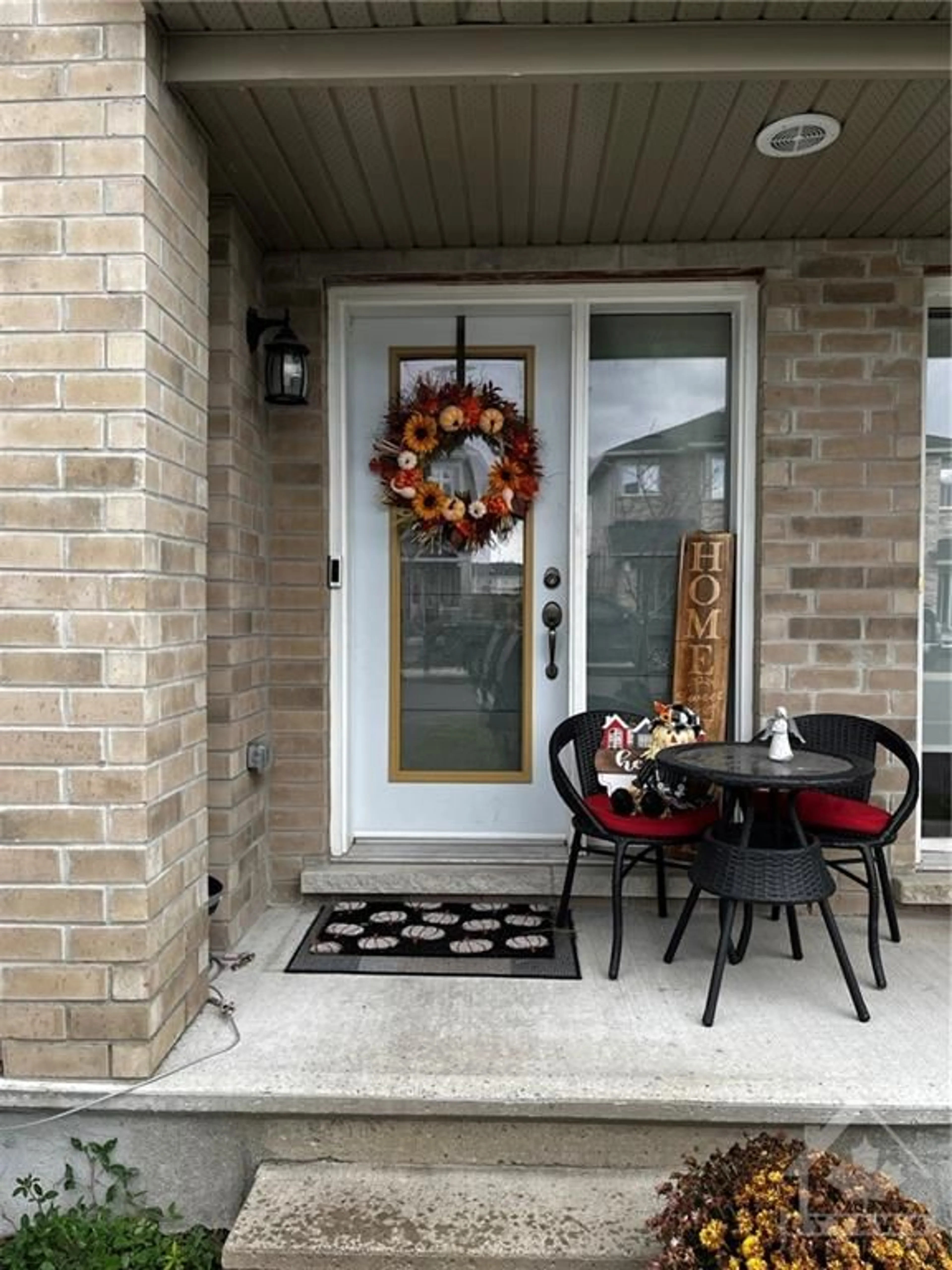 Indoor entryway, wood floors for 18 ANTONAKOS Dr, Carleton Place Ontario K7C 0L1