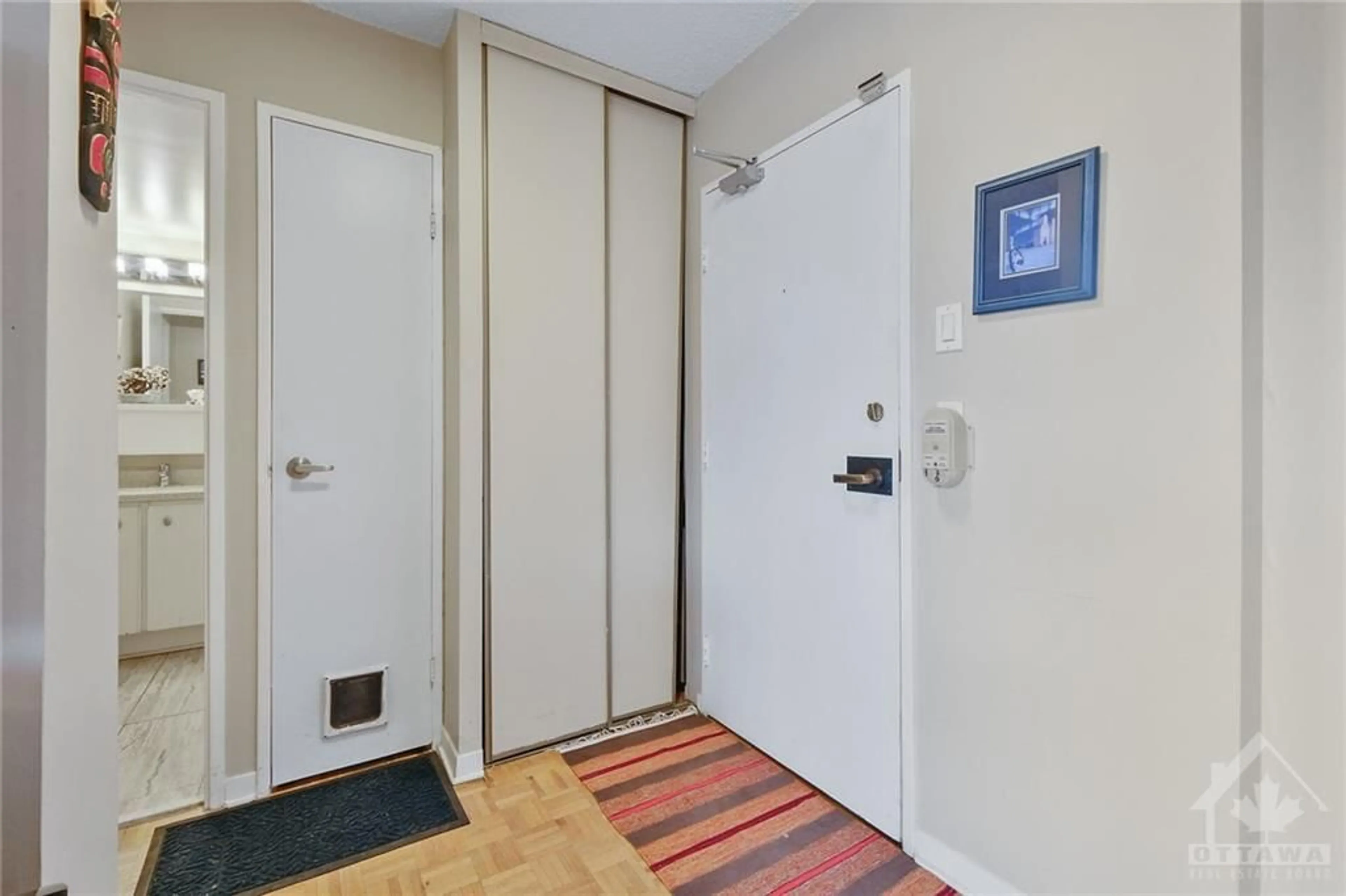 Indoor entryway, wood floors for 265 POULIN Ave #209, Ottawa Ontario K2B 7Y8