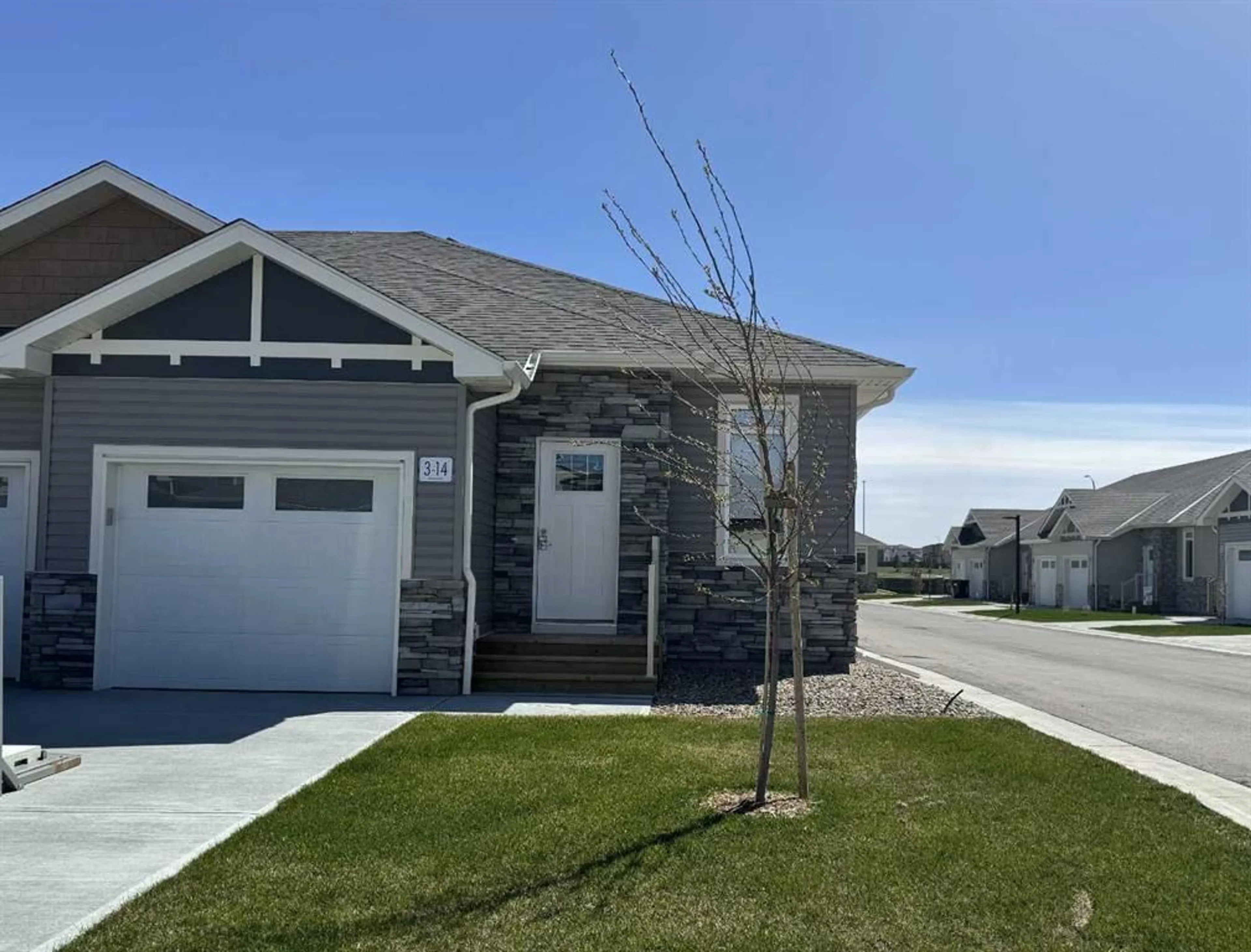 Frontside or backside of a home for 14 Riverford Close #3, Lethbridge Alberta T1K 8K8