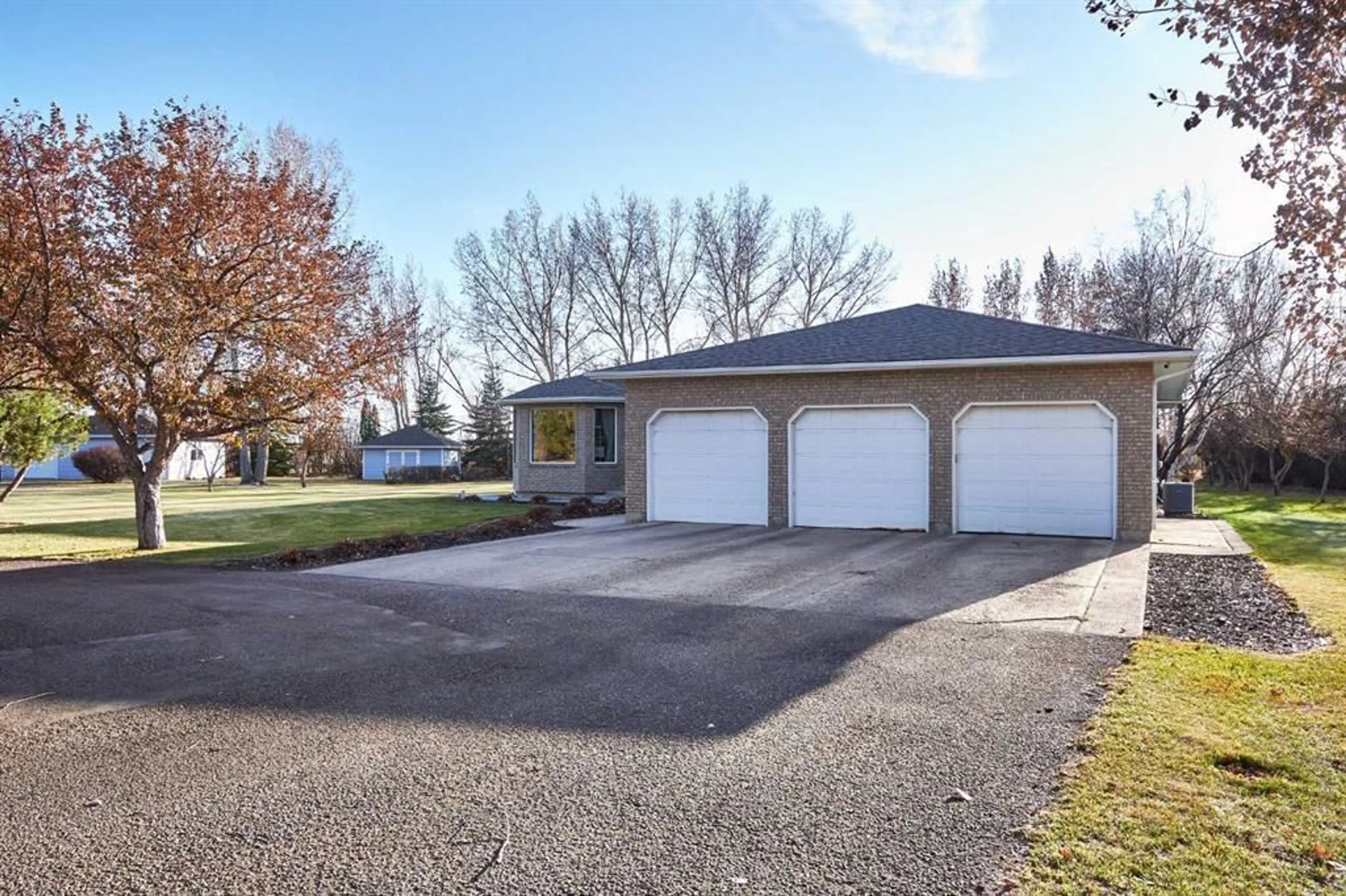 Frontside or backside of a home for 5519 South Boundary Rd #9, Rural Cypress County Alberta T1B 0A3