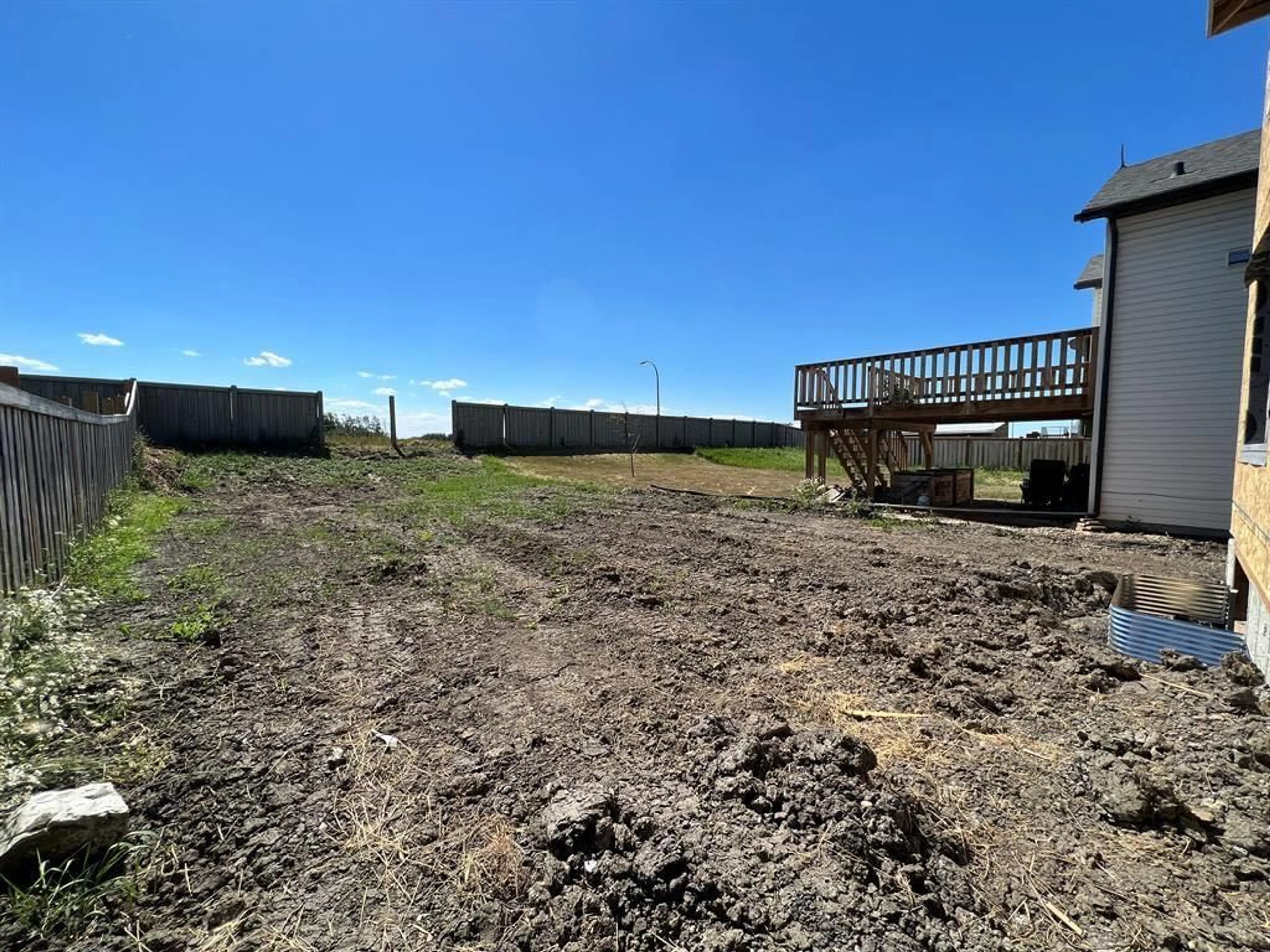 Fenced yard for 8845 85A Ave, Grande Prairie Alberta T8X 0R4