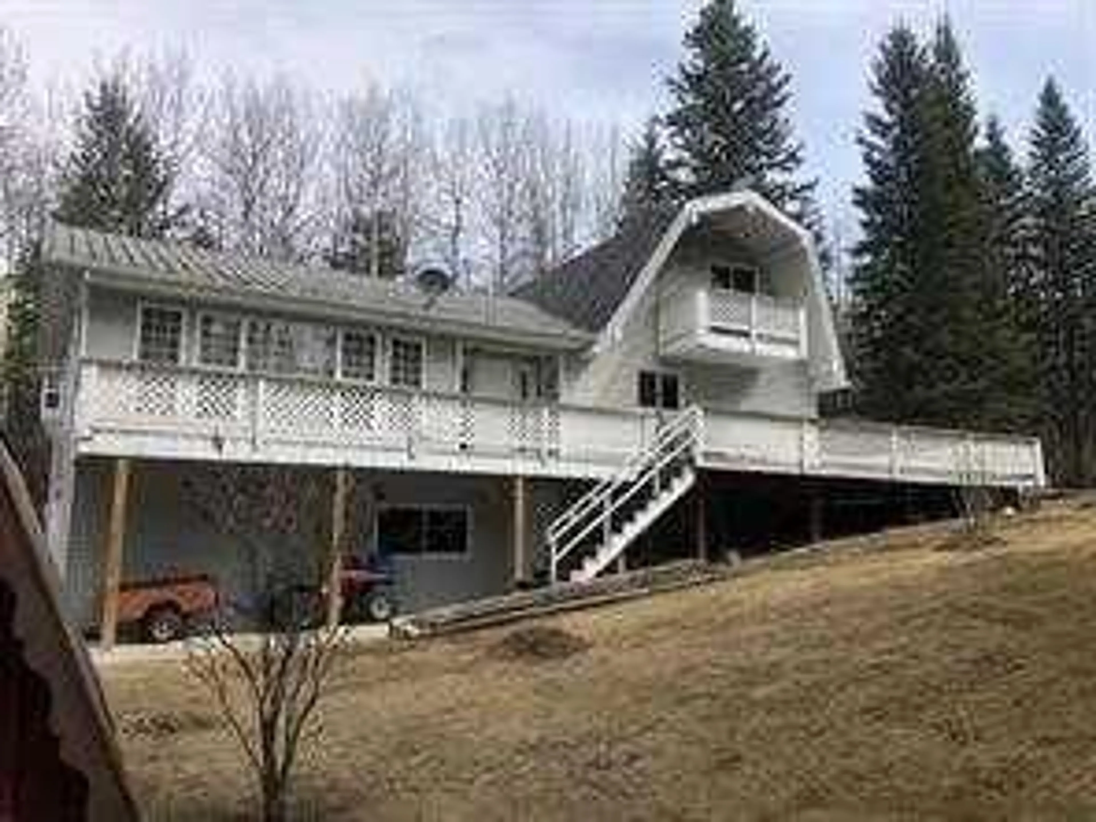 Frontside or backside of a home for 941 Makenny St, Hinton Alberta T7V1Y2