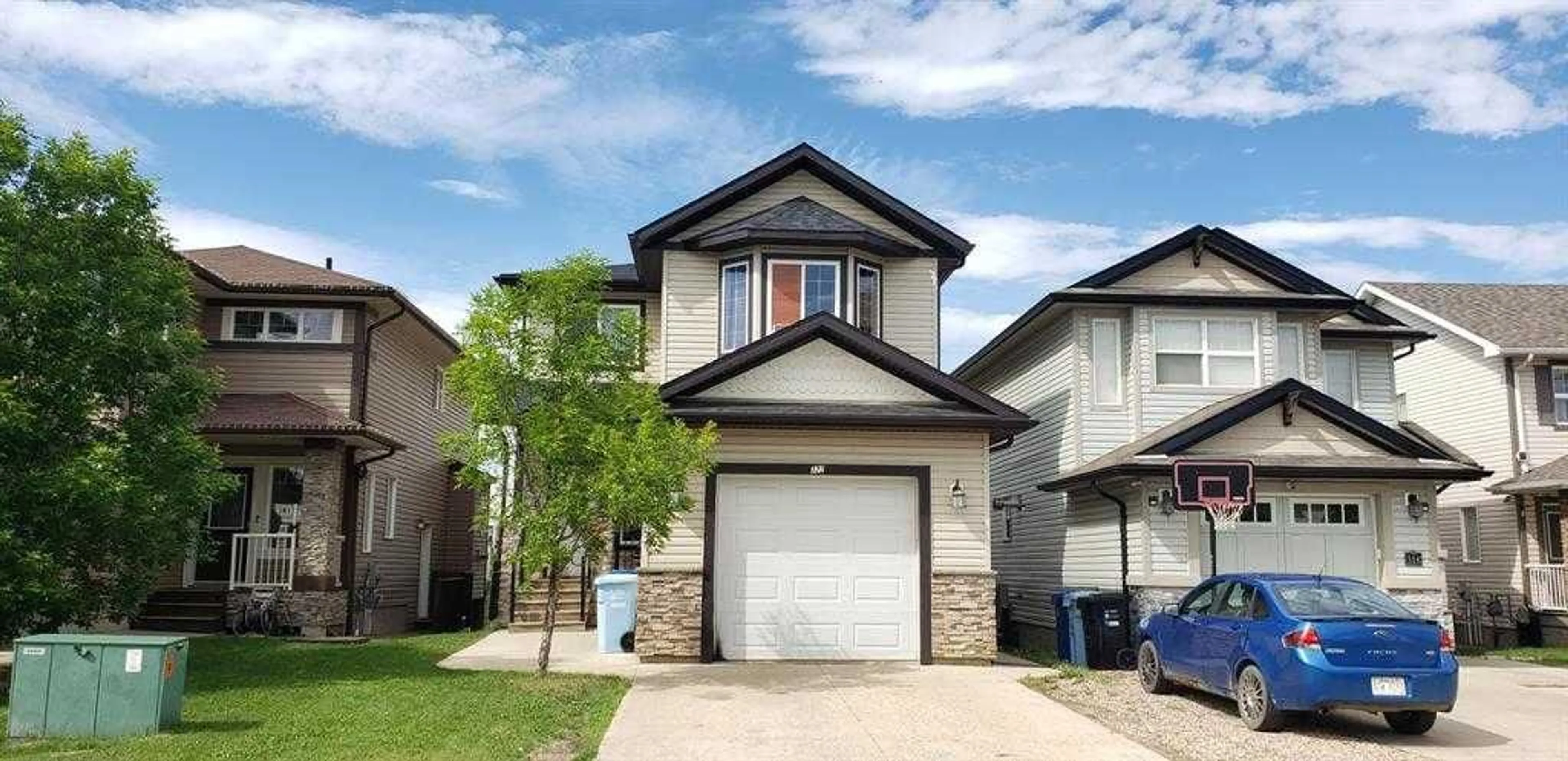 Frontside or backside of a home for 322 Grosbeak Way, Fort McMurray Alberta T9K 0L8