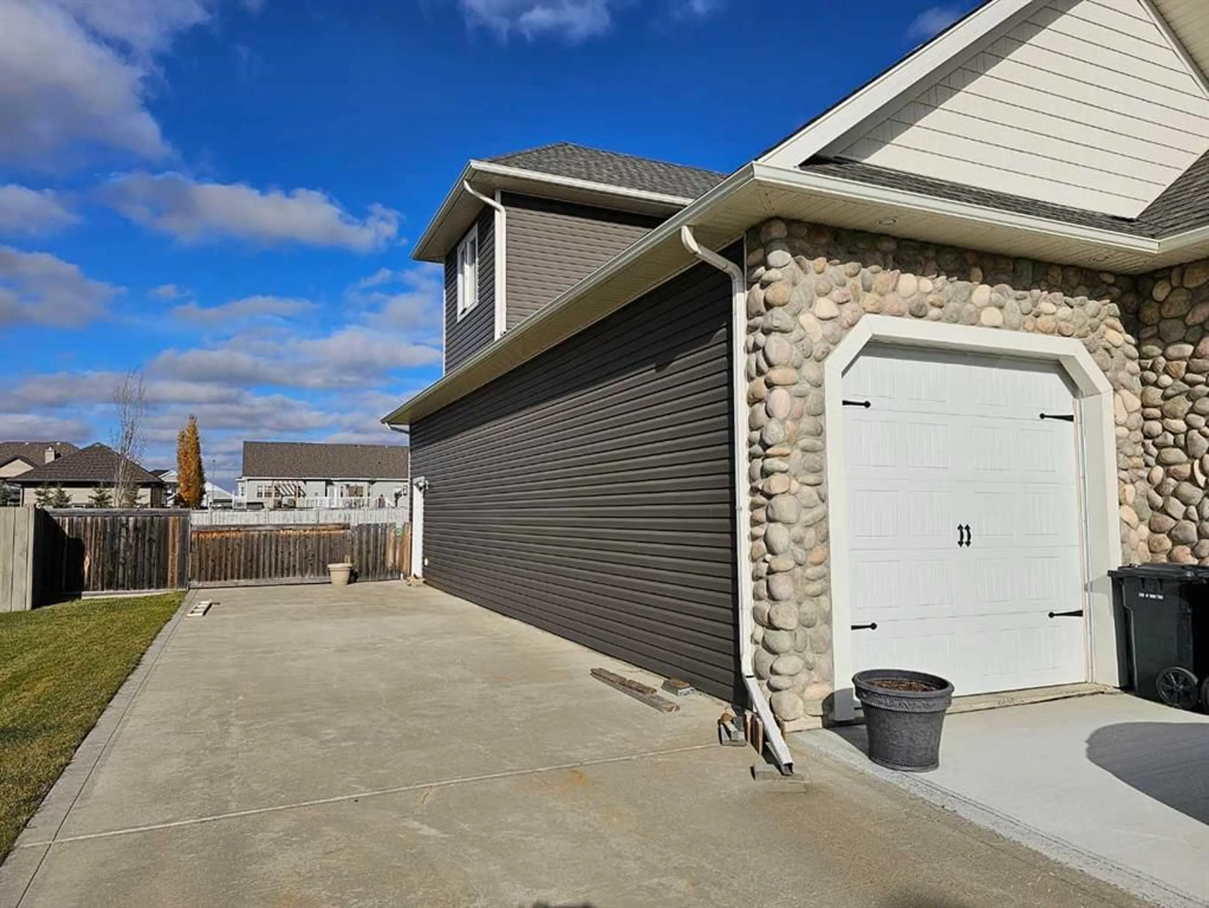 Frontside or backside of a home for 10708 158 Ave, Rural Grande Prairie No. 1, County of Alberta T8V 2H1