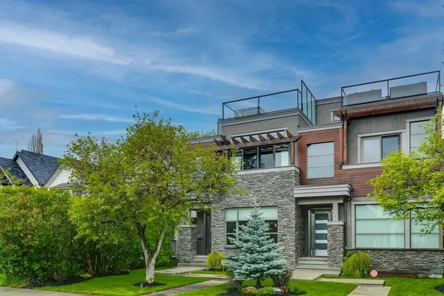 2216B 3 Ave, Calgary 2