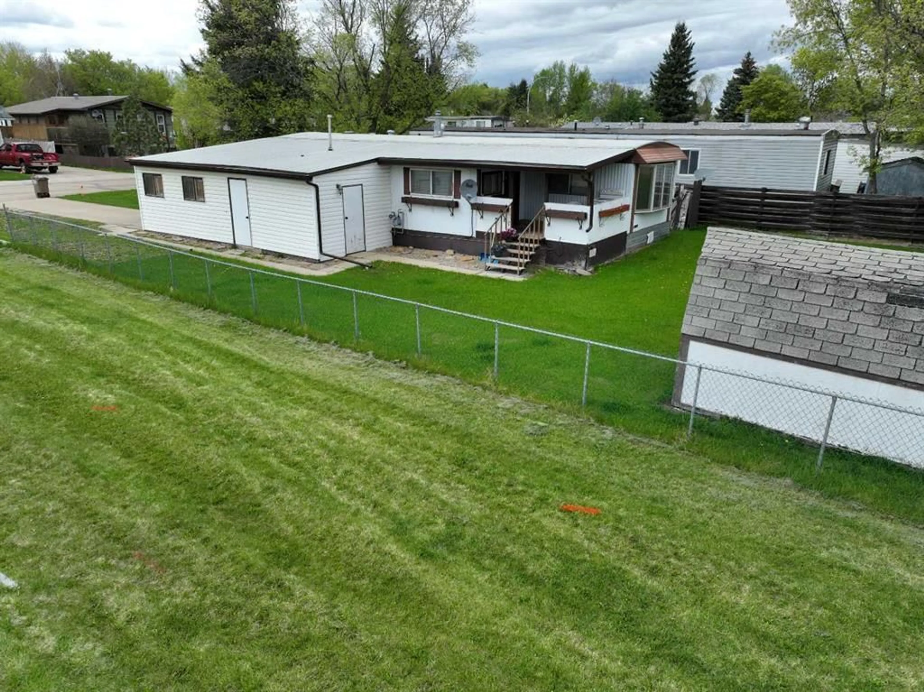 Frontside or backside of a home for 4202 53A Street, Athabasca Alberta T9S1C4