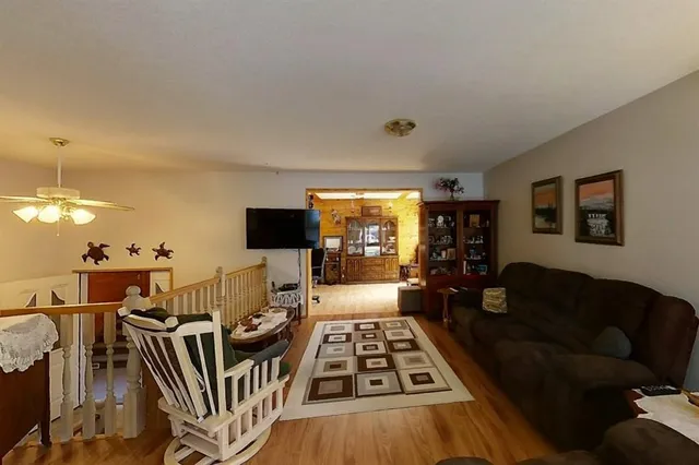 5114 49 AVE, Robb 3
