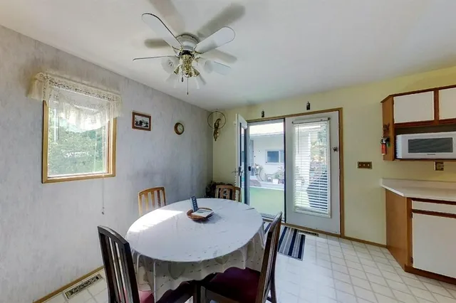 5114 49 AVE, Robb 4
