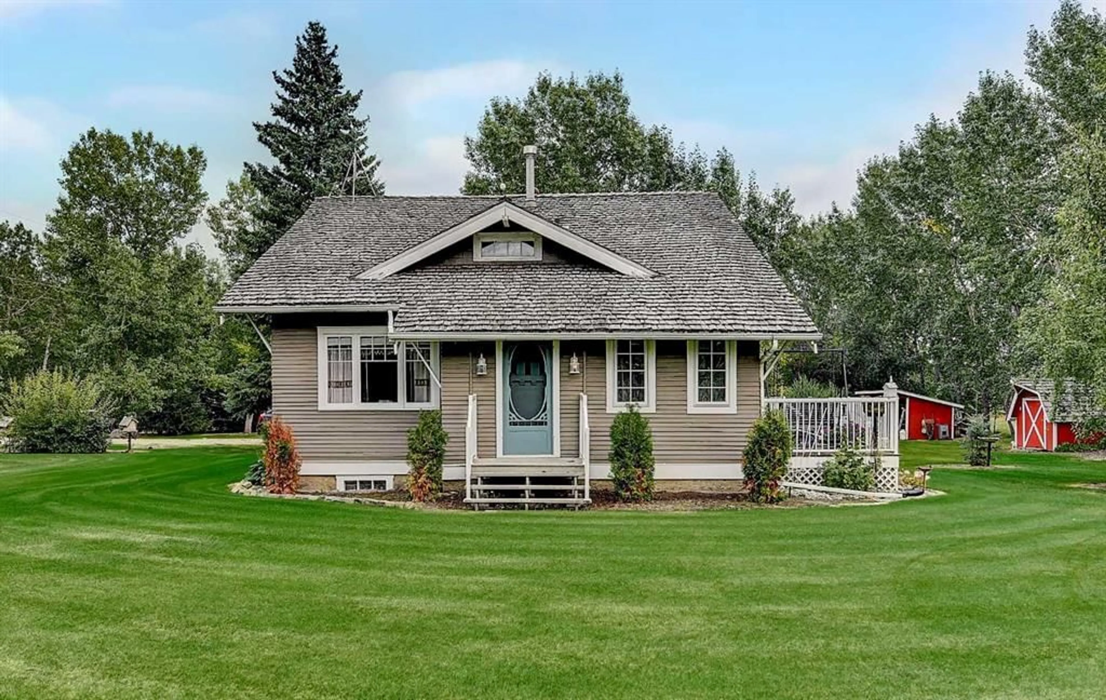 Frontside or backside of a home for 745009 HWY 2, Rural Grande Prairie No. 1, County of Alberta T0H 3C0