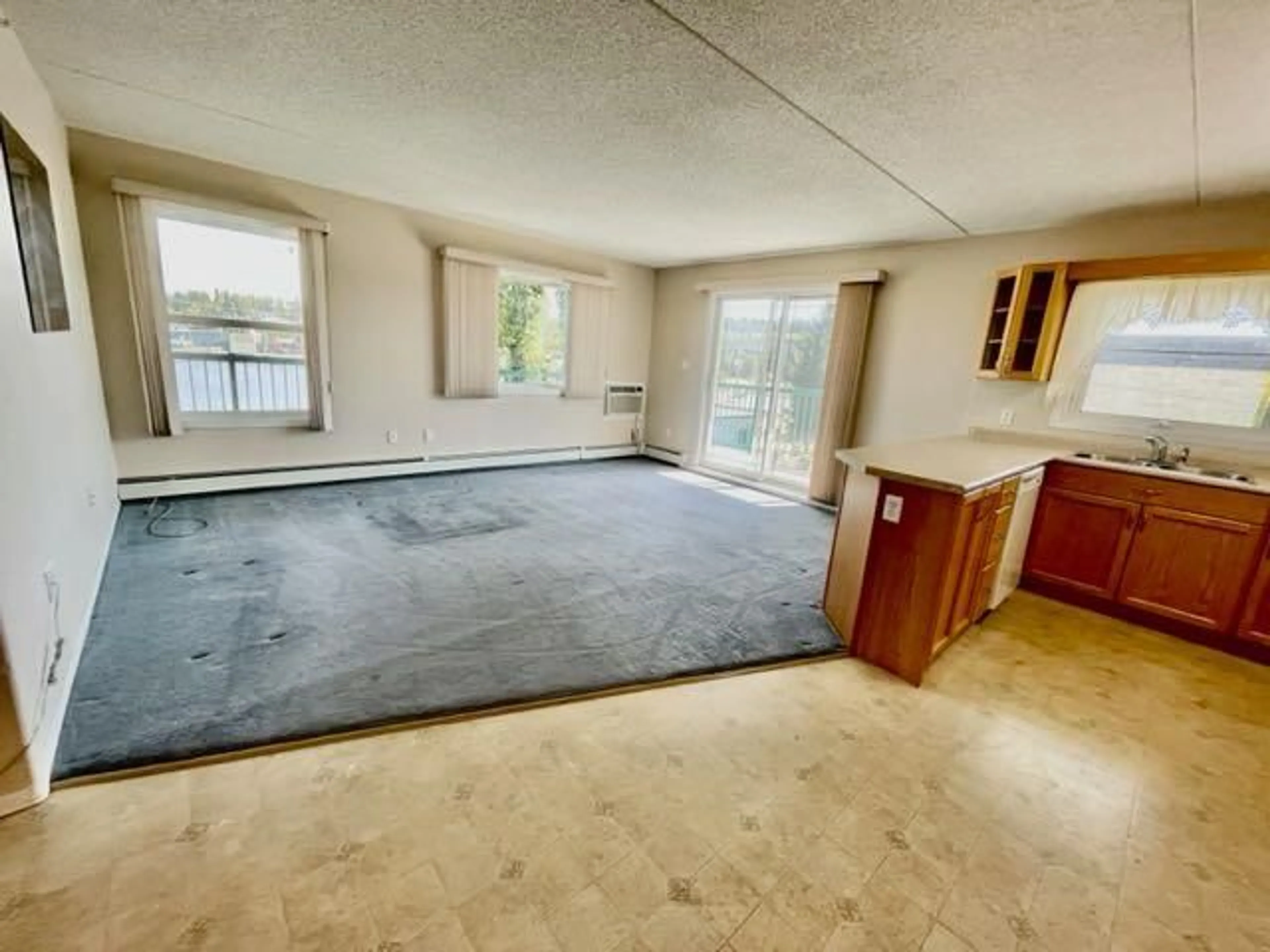 A pic of a room for 228 Pembina Ave #307, Hinton Alberta T7V 0A5