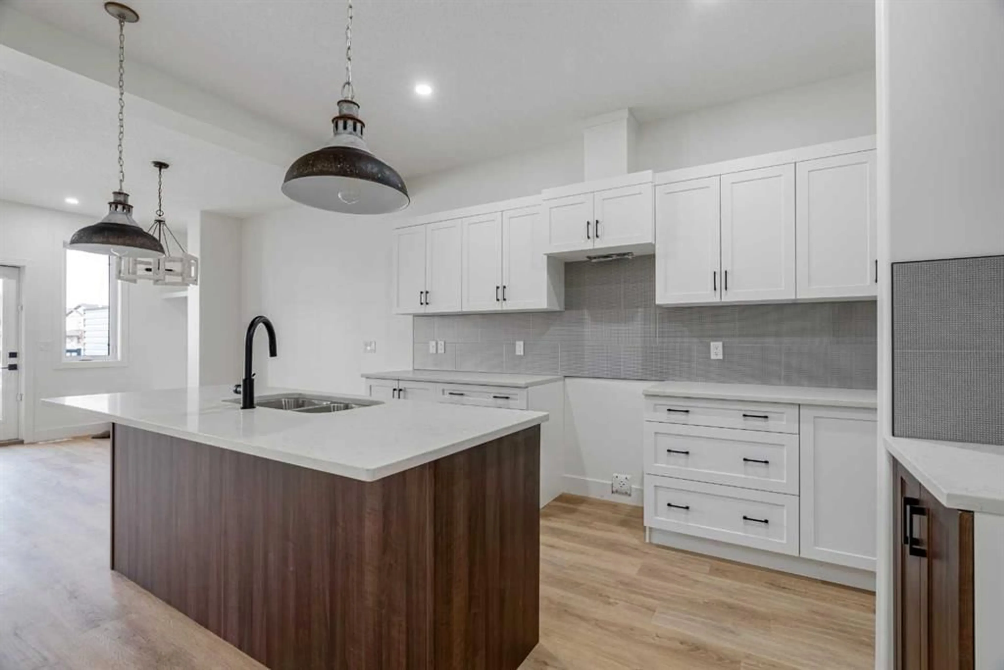 Contemporary kitchen for 104 Coventry Dr, Fort McMurray Alberta T9K2X4