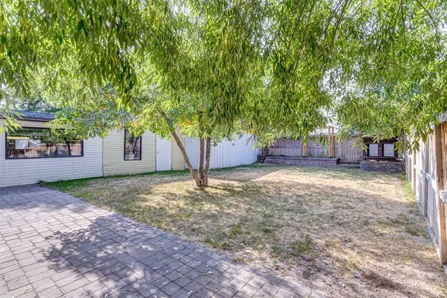 12730 19 Ave, Blairmore 2