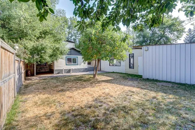 12730 19 Ave, Blairmore 5