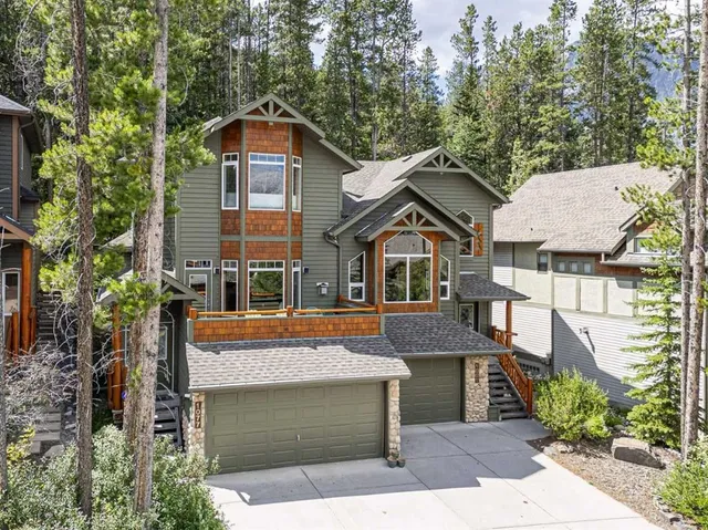 1077 Wilson Way, Canmore
