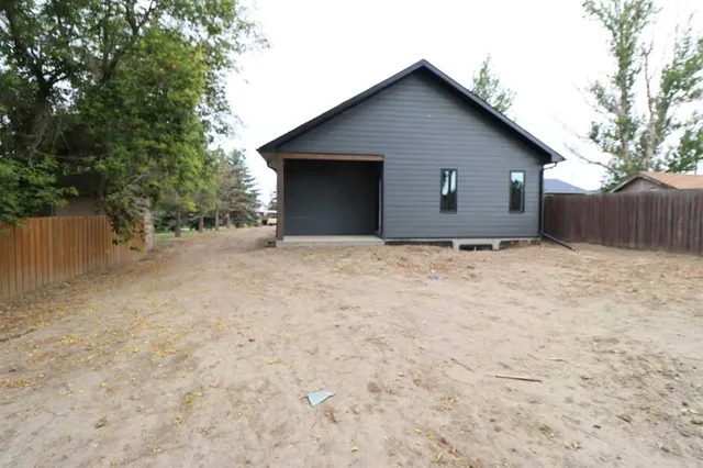 522 2 St, Grassy Lake 4