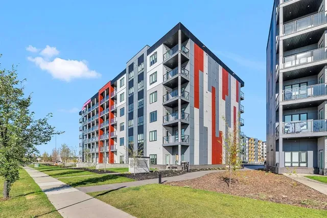 60 Skyview Ranch Rd #2122, Calgary 3