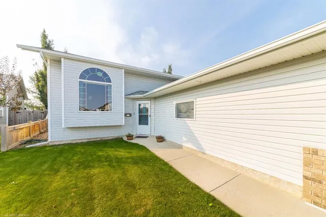 6609 34 St, Lloydminster 3