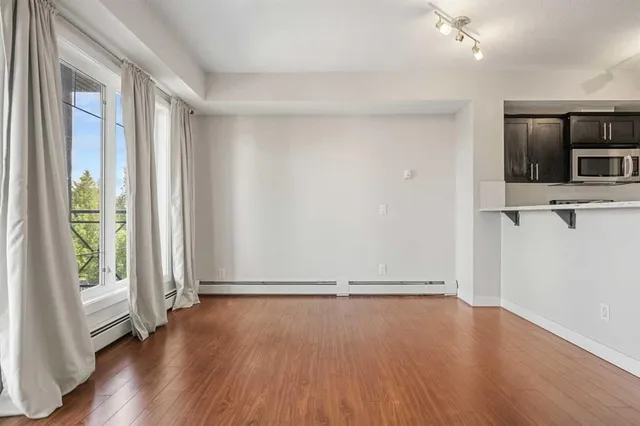 117 19 Ave #303, Calgary 3
