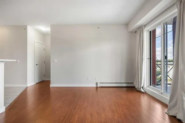 117 19 Ave #303, Calgary 4