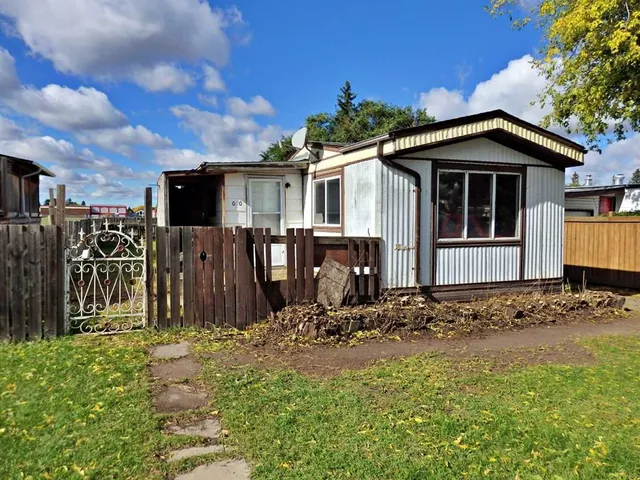 5050 43A St, Vermilion 3