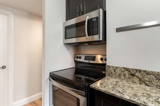 733 14 Ave #701, Calgary 5
