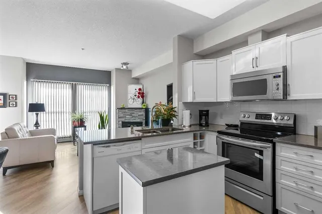 151 Country Village Rd #2345, Calgary 5