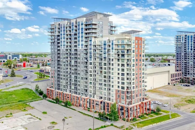 8710 Horton Rd #807, Calgary 2