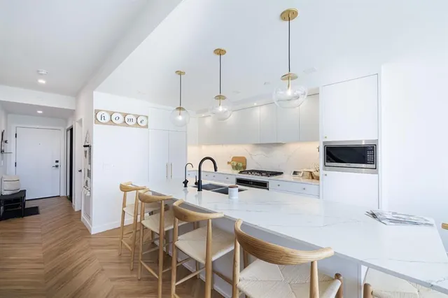 8445 Broadcast Ave #110, Calgary 4