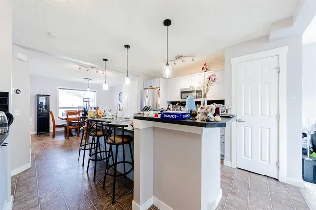 366 Saddlebrook Way, Calgary 5