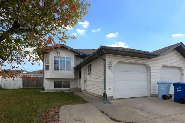 152 Burry Rd, Fort McMurray 2