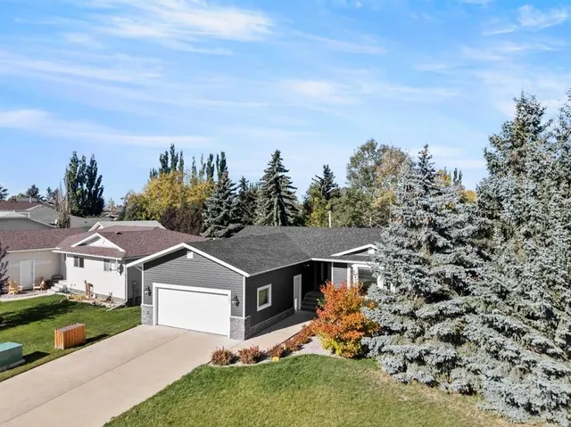 125 Aspen Way, Vulcan 2
