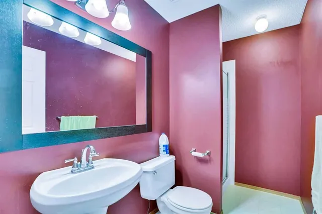 26 Citadel Peak Mews, Calgary 4