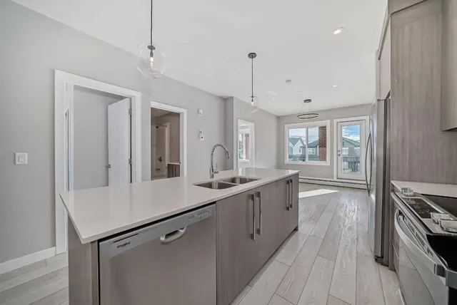 111 Wolf Creek Dr #3213, Calgary 3
