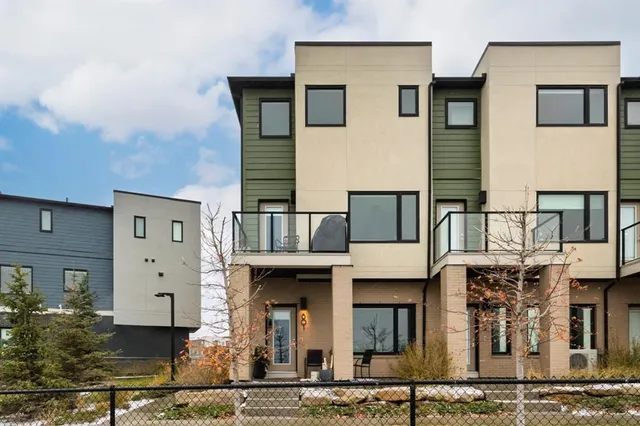 218 Sherwood Sq #801, Calgary 2