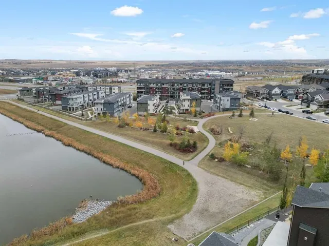 214 Sherwood Sq #309, Calgary 4