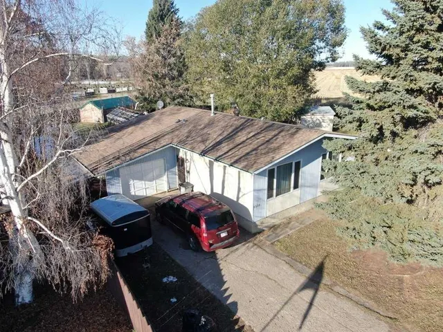 47A Street #5832, High Prairie 2