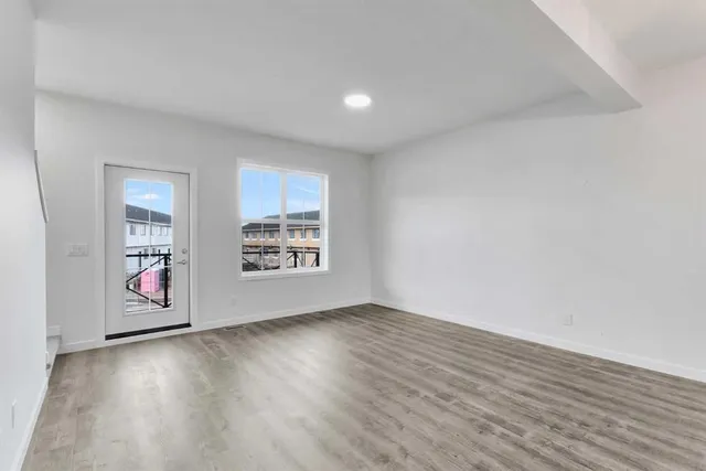 340 Ambleton St #102, Calgary 5