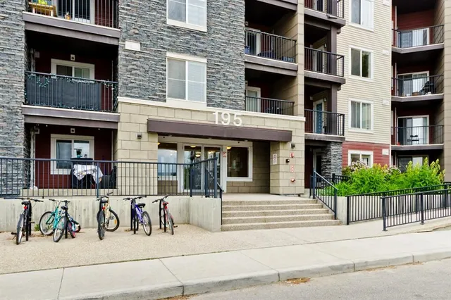 195 Kincora Glen Rd #313, Calgary 2