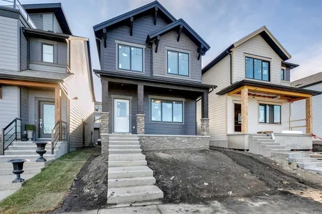 161 Treeline Ave, Calgary 2