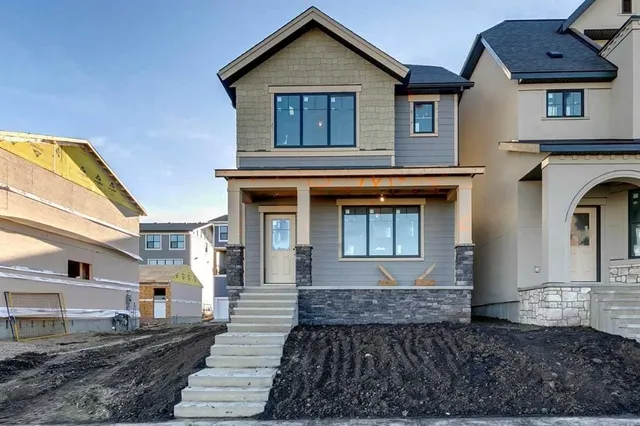 189 Treeline Ave, Calgary 3