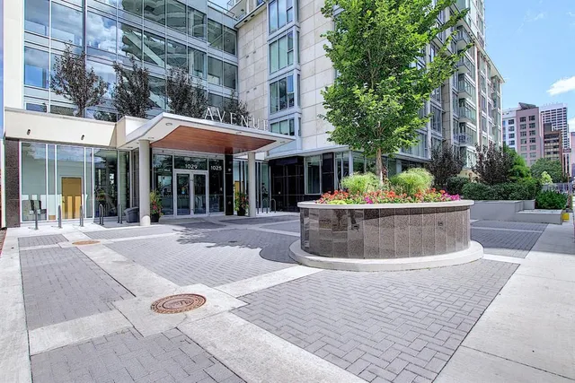 1025 5ave sw #1606, Calgary 3