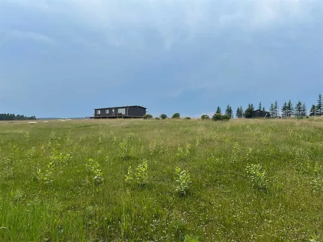 382080 Highway 752, Rural Clearwater County 2