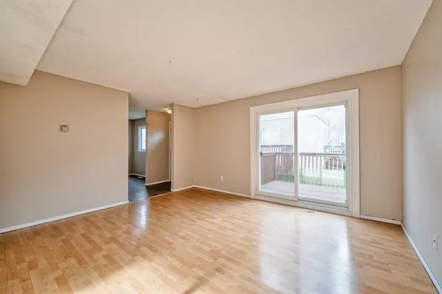 4515 7 Ave #9, Calgary 5